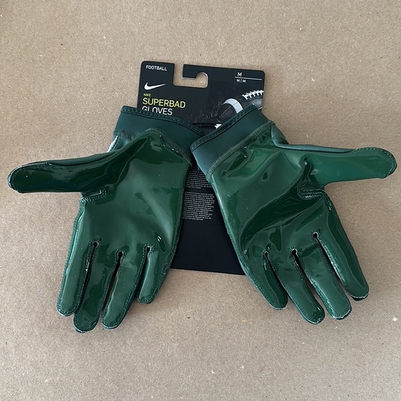 ✨✨SOLD✨✨Nike SuperBad Unisex Football Gloves Medium Dark Green White - Picture 2 of 3